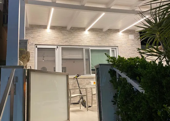 بيت للعطل Con Piscina L'approdo *